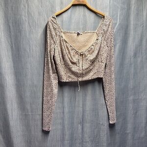 American Eagle Long Sleeve Leopard Print crop top size XL